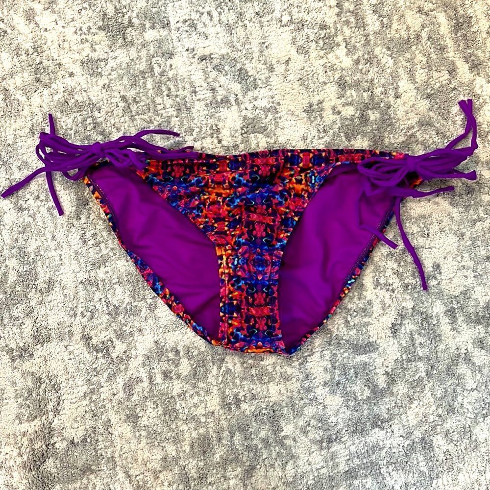 NWT Multicolored Bathing Suit Bottoms